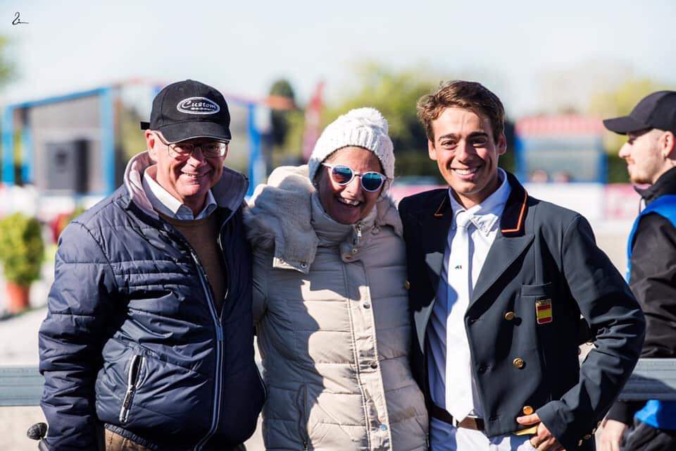 Éxito del Jinete Navarro Diego Martínez del Moral en el Concurso Internacional de Doma Clásica U25, celebrado en la escuela de equitación de las Cadenas